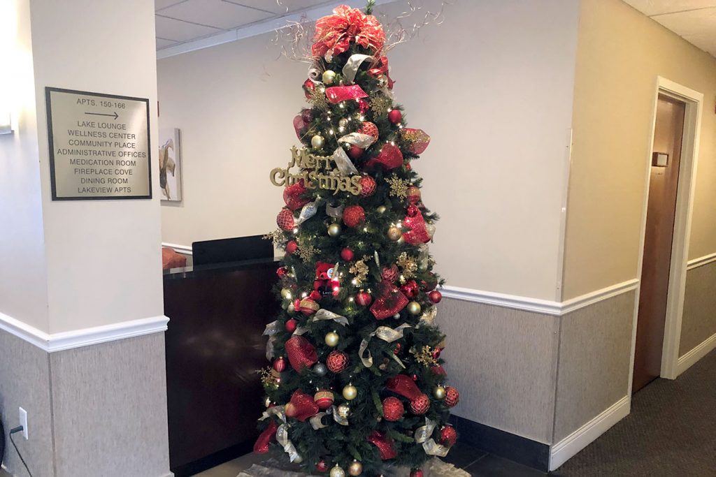Celebrating the Holidays with Seniors in Assisted Living